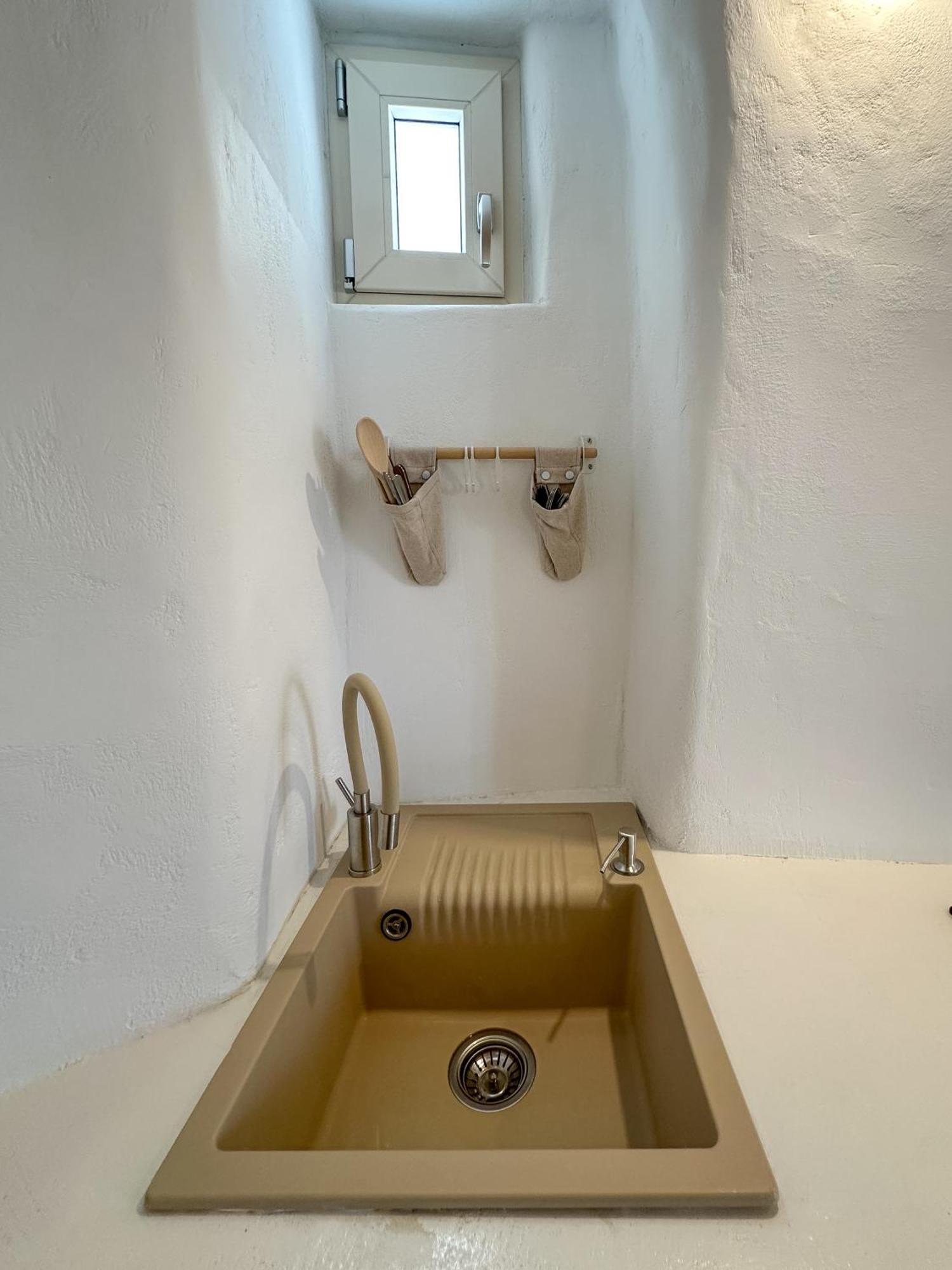 Lythi Kythnos Apartment Luaran gambar